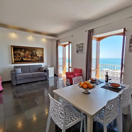 Super Panorama & Astonishing Apartment Seaview Giardini Naxos Exterior foto