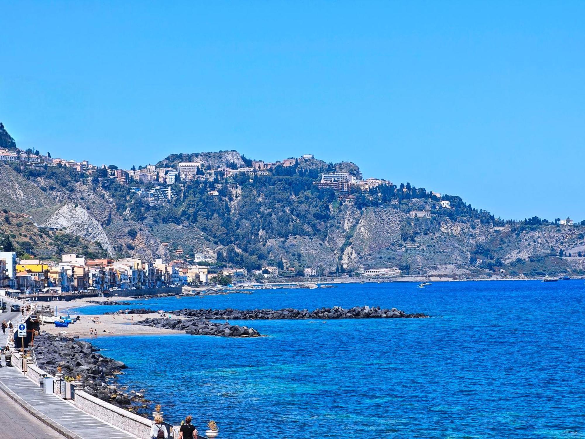 Super Panorama & Astonishing Apartment Seaview Giardini Naxos Exterior foto