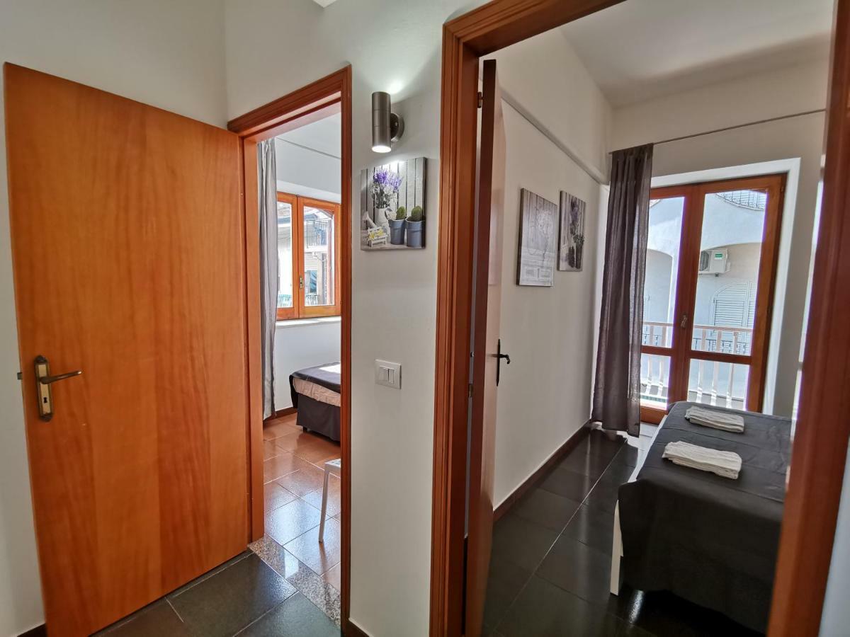 Super Panorama & Astonishing Apartment Seaview Giardini Naxos Exterior foto